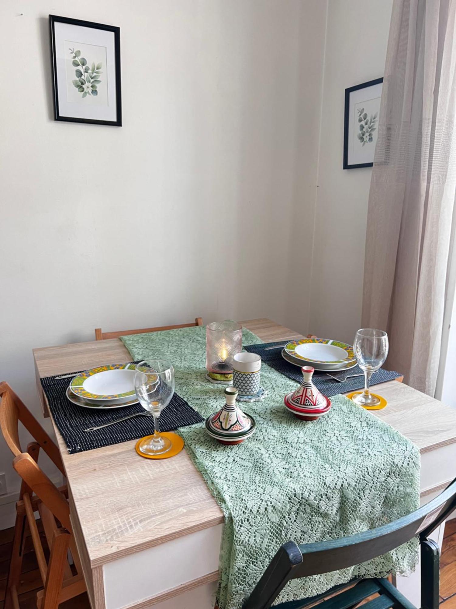 Eiffel Tower View Haussmanian Charm 2min Walk From The Eiffel Tower Gardens Parijs
