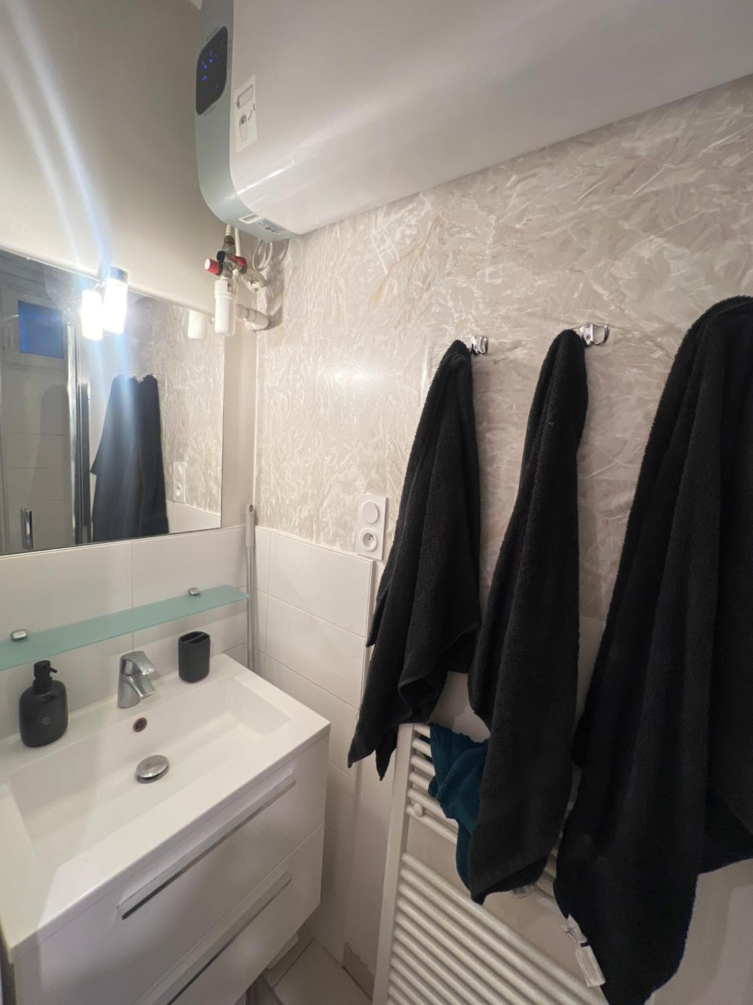 Eiffel Tower View Haussmanian Charm 2min Walk From The Eiffel Tower Gardens Appartement