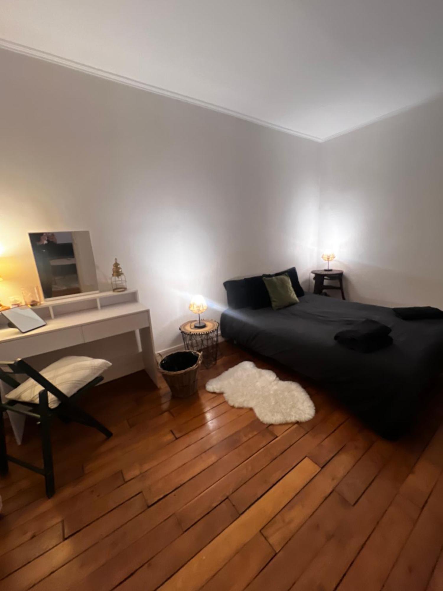 Appartement Eiffel Tower View Haussmanian Charm 2min Walk From The Eiffel Tower Gardens